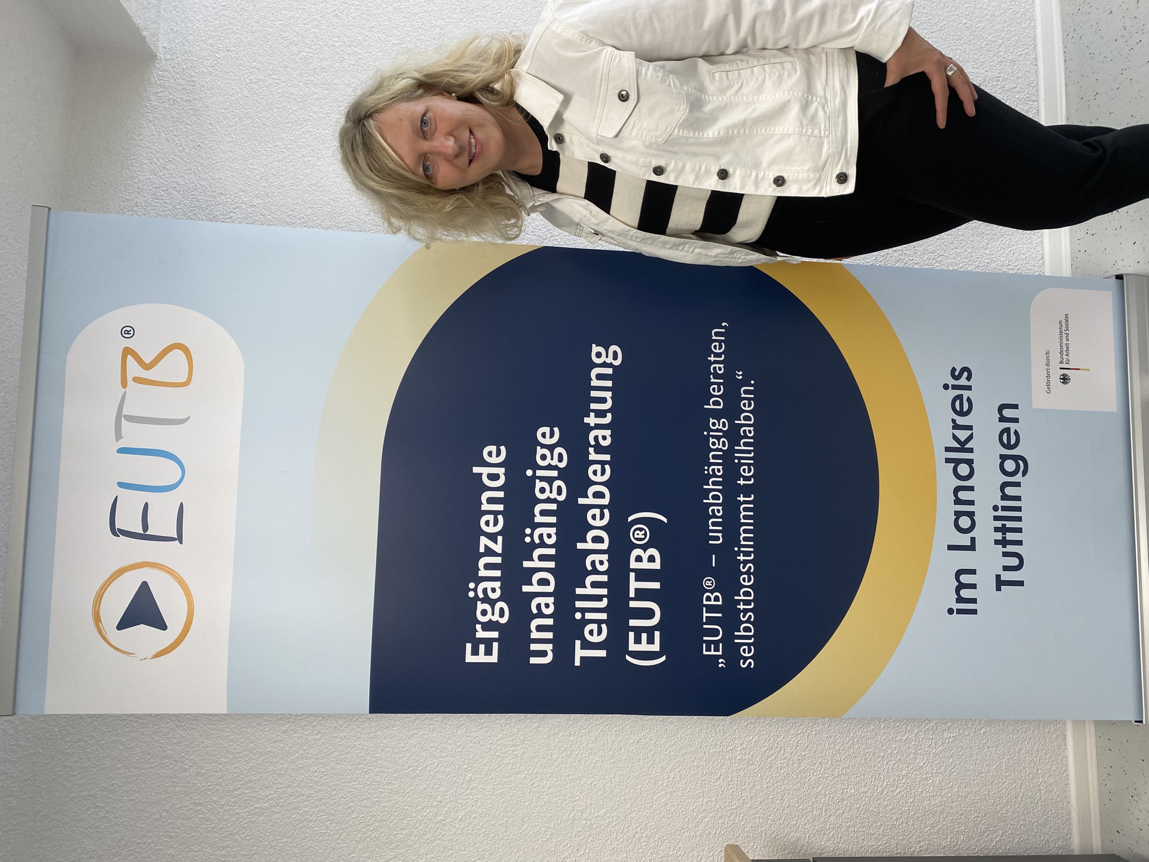 Portrait von Frau Nicole Loes